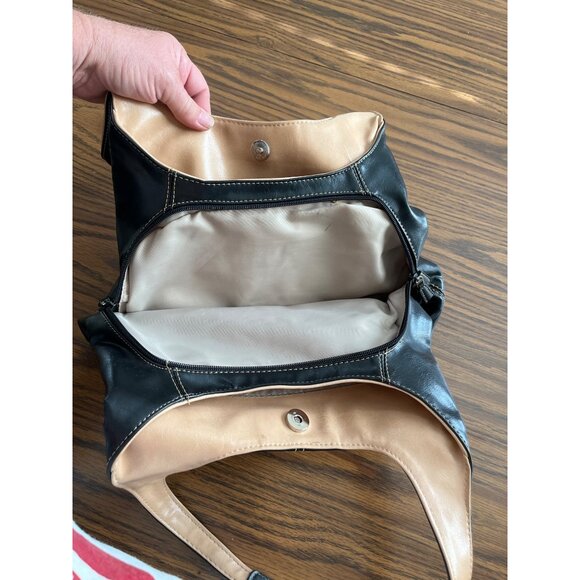 Nine West black cream zippered and snap bag with initial R - Picture 4 of 11